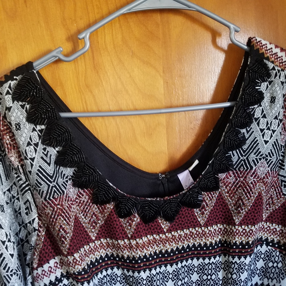 Alya Printed Dress with Beaded Collar - Picture 2 of 6